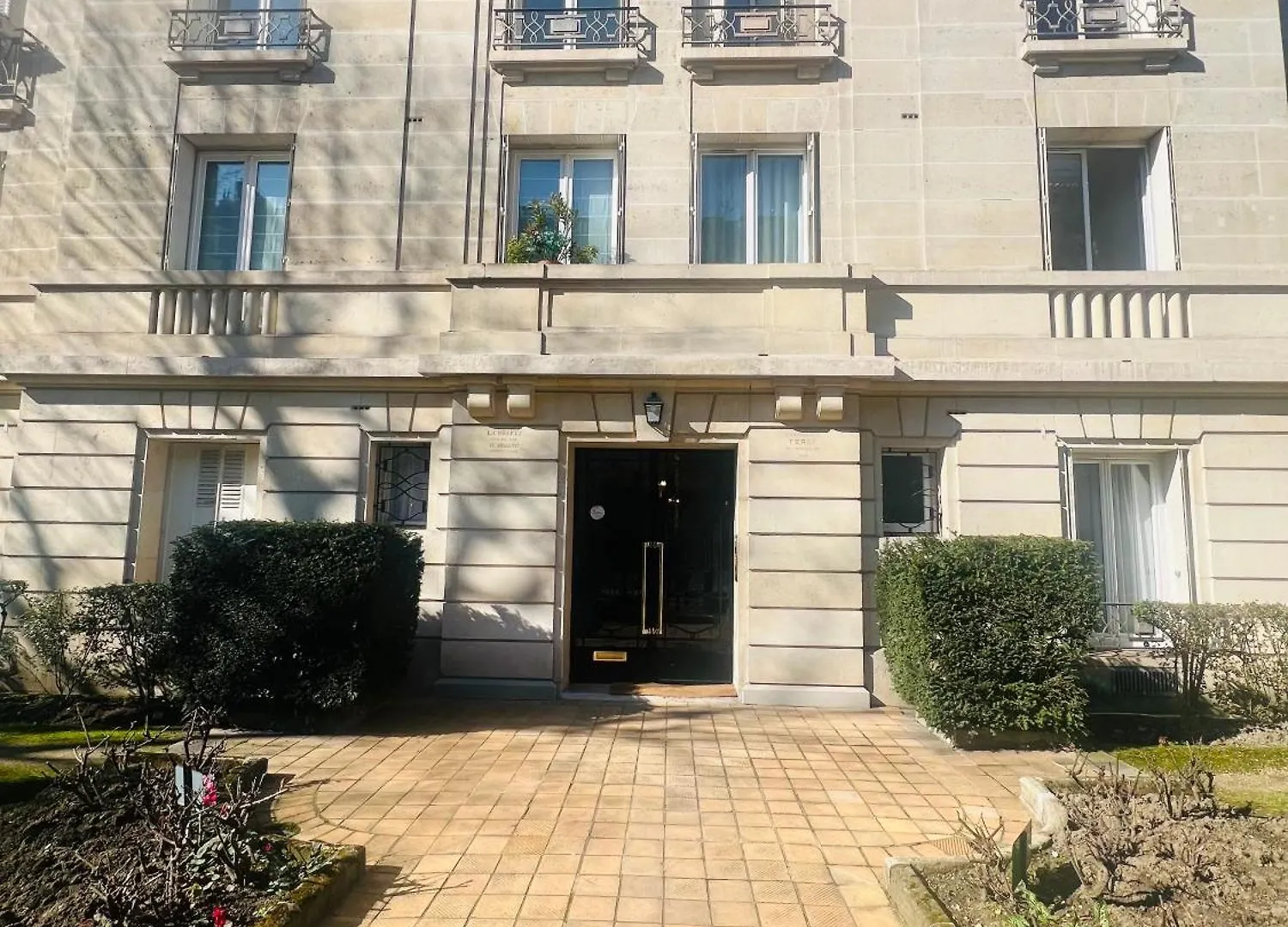 Studio Auteuil Suchet Paris Apartment