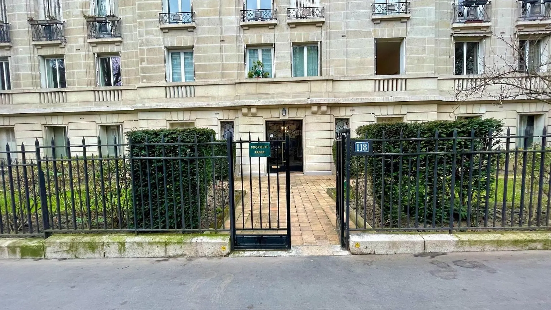 Apartment Studio Auteuil Suchet Paris France