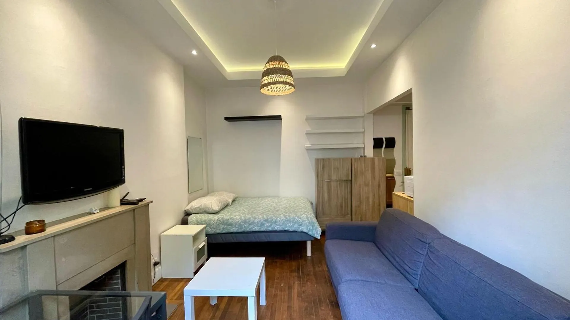 Studio Auteuil Suchet Paris Apartment